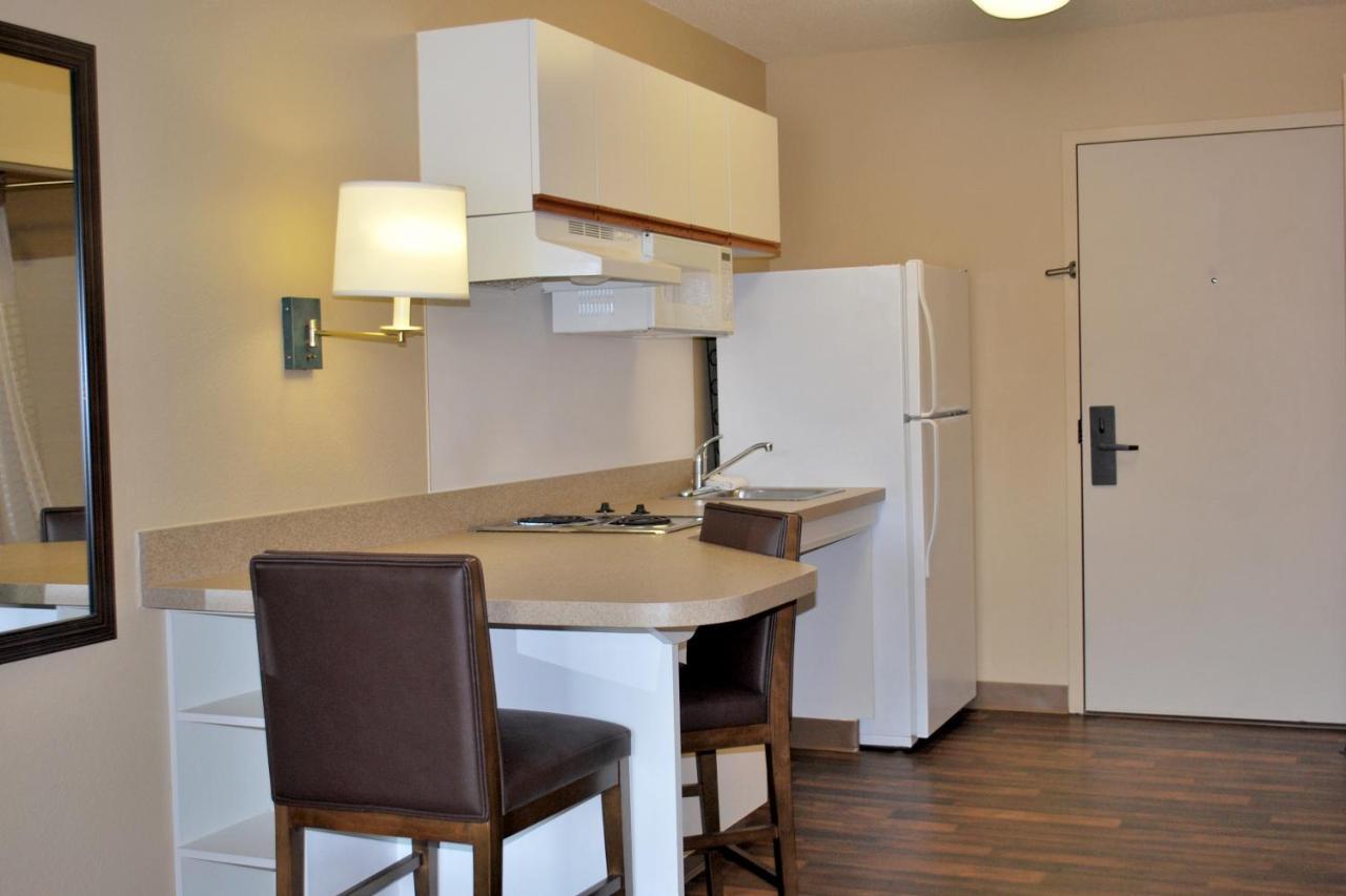 Extended Stay America Suites - Atlanta - Marietta - Powers Ferry Rd Sandy Springs Eksteriør bilde