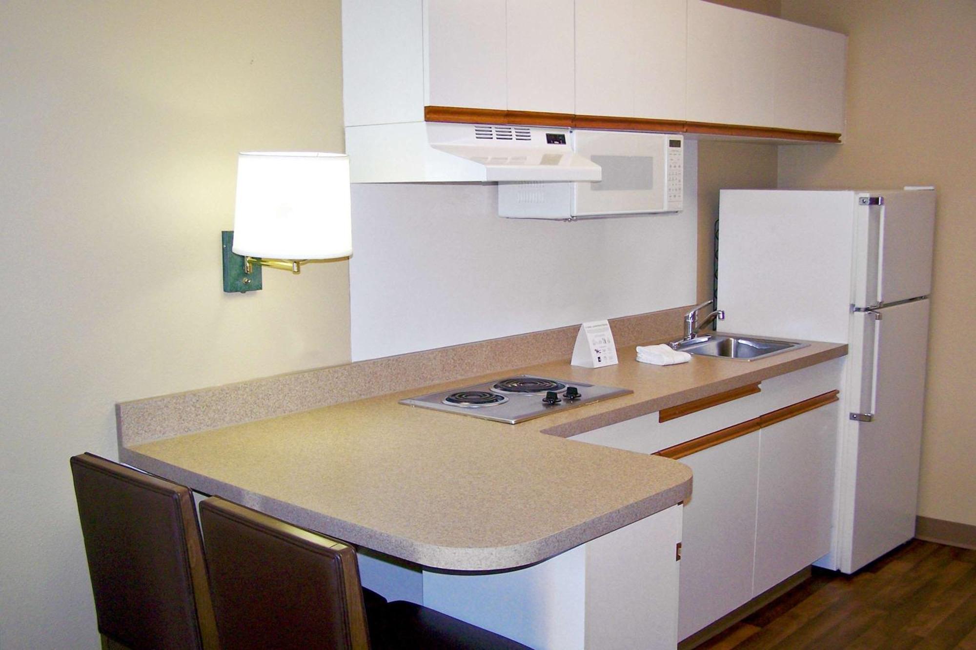 Extended Stay America Suites - Atlanta - Marietta - Powers Ferry Rd Sandy Springs Eksteriør bilde