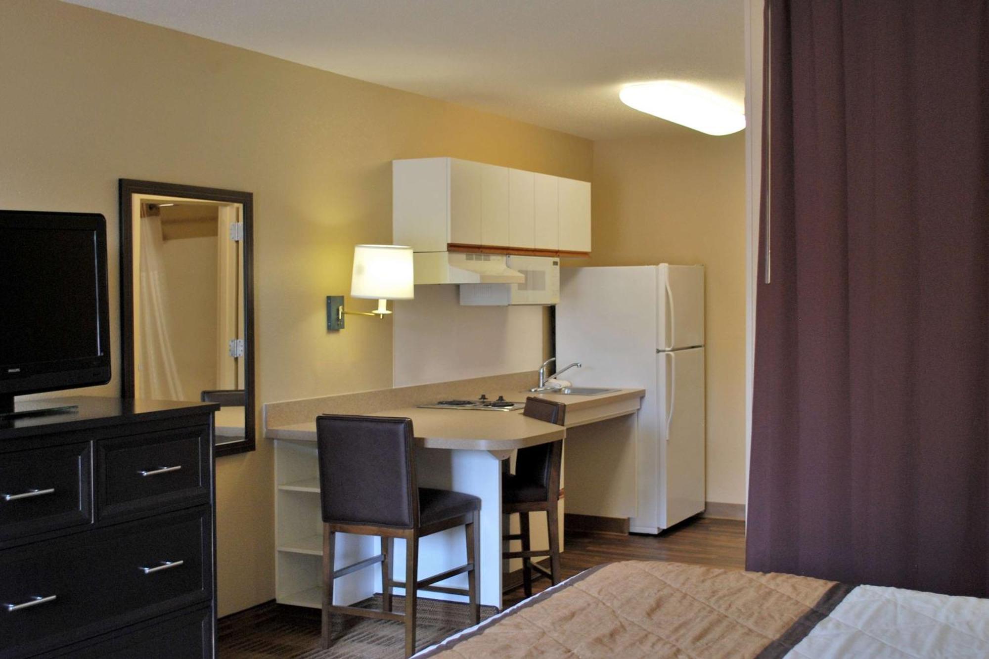 Extended Stay America Suites - Atlanta - Marietta - Powers Ferry Rd Sandy Springs Eksteriør bilde