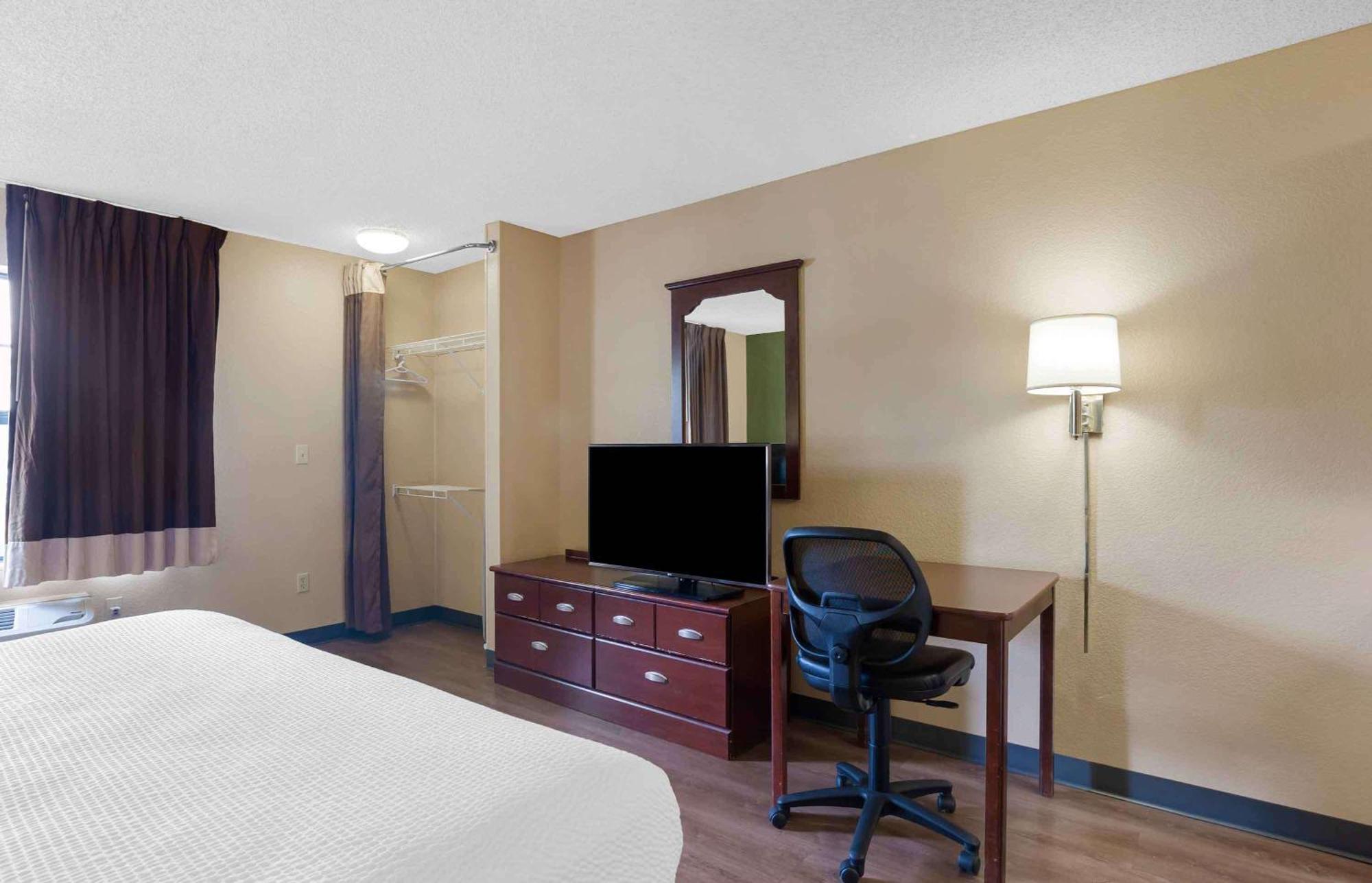 Extended Stay America Suites - Atlanta - Marietta - Powers Ferry Rd Sandy Springs Eksteriør bilde