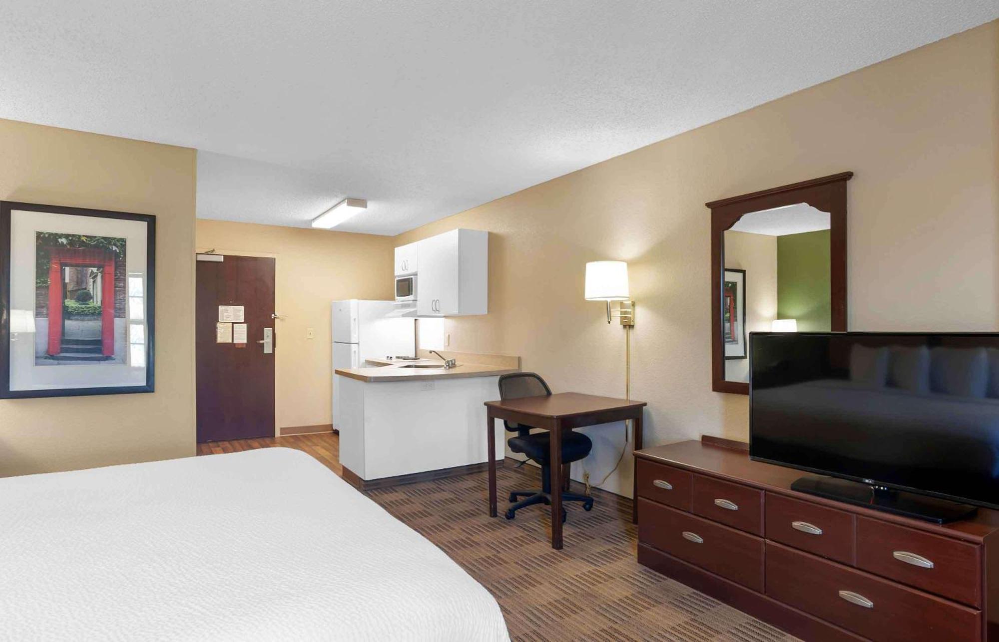 Extended Stay America Suites - Atlanta - Marietta - Powers Ferry Rd Sandy Springs Eksteriør bilde
